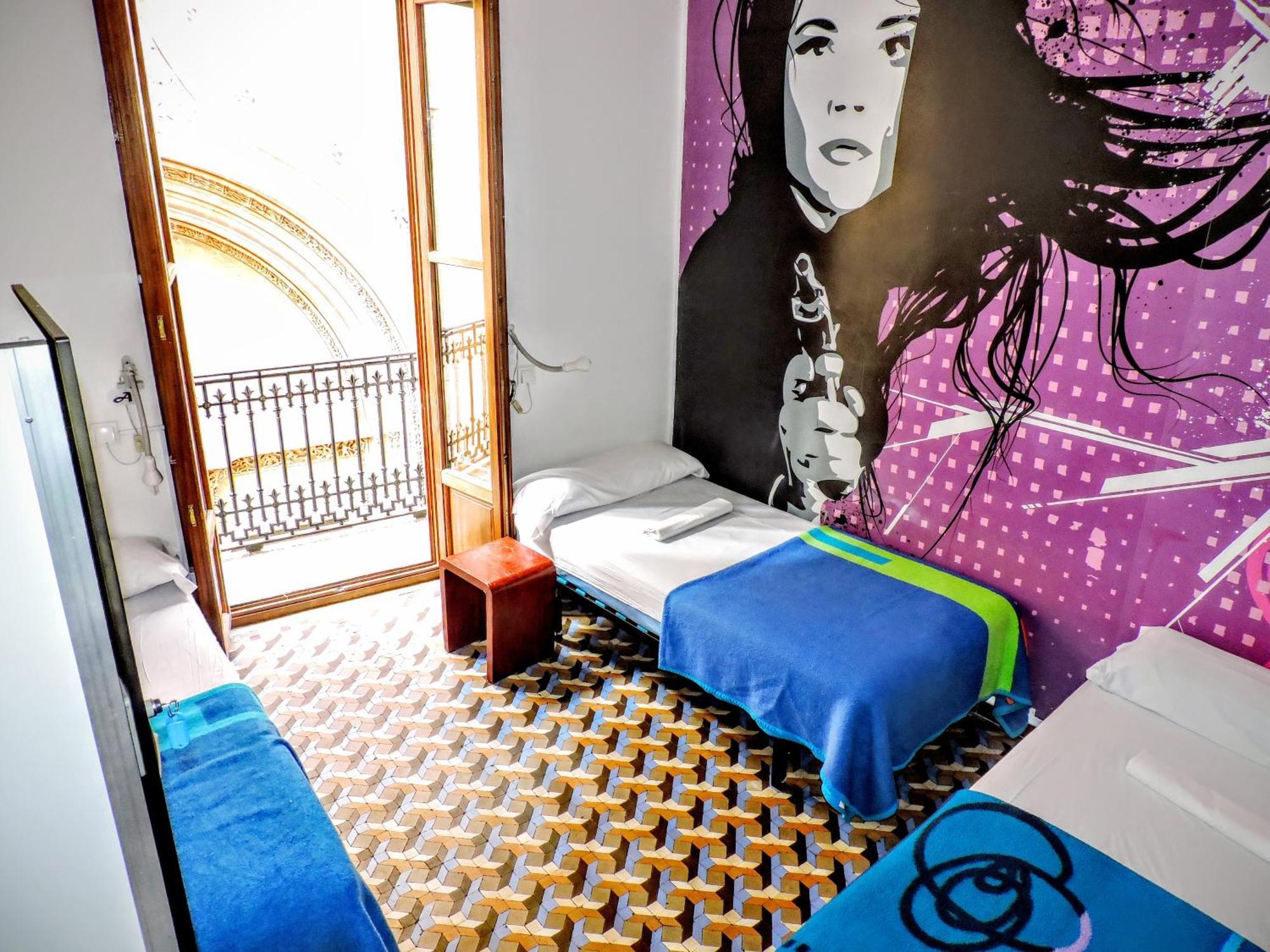 Home Youth Hostel By Feetup Hostels Valencia Ngoại thất bức ảnh